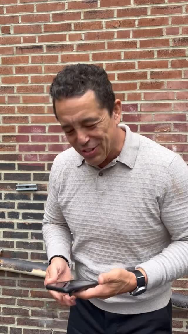 //PART 1// We love this example of how Brent Roam of @onefamilystl ✨started with himself✨ when it came to device limits. 

He found himself getting so easily distracted by his phone (anyone else?🖐️) that he gave his 16- and 14-year-old sons control over his device. Including which apps and websites he could access and for how long, just as he had done to theirs. 

Come back for part two where he shares how this built an amazing sense of reciprocity, empathy and connection within his family. 

Our kids aren’t the only ones struggling with tech, how can we open the conversation with them today about our own experiences?